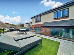 Photo 36- click for photo gallery